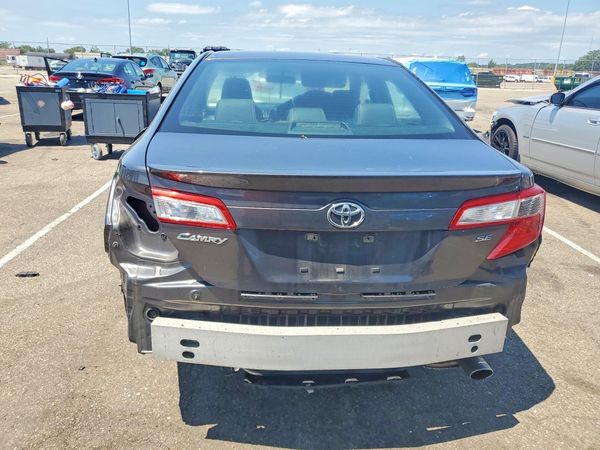 2013 TOYOTA CAMRY