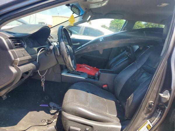 2013 TOYOTA CAMRY