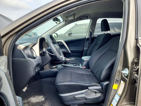 2015 TOYOTA RAV4 LE (X Grade)