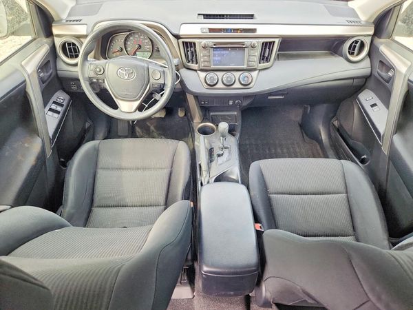 2015 TOYOTA RAV4 LE (X Grade)