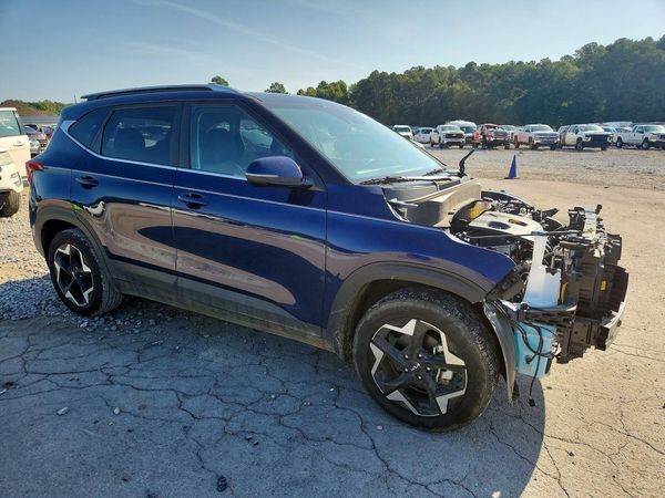 2025 KIA SELTOS EX