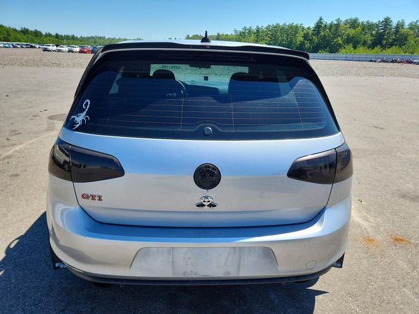 2017 VOLKSWAGEN GTI
