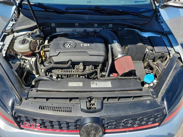 2017 VOLKSWAGEN GTI