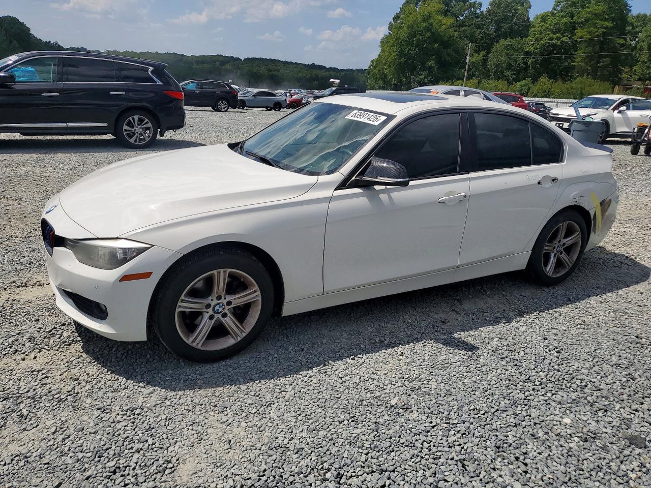 2015 BMW 320