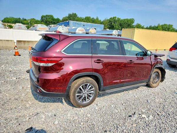 2019 TOYOTA HIGHLANDER