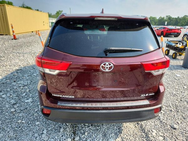 2019 TOYOTA HIGHLANDER