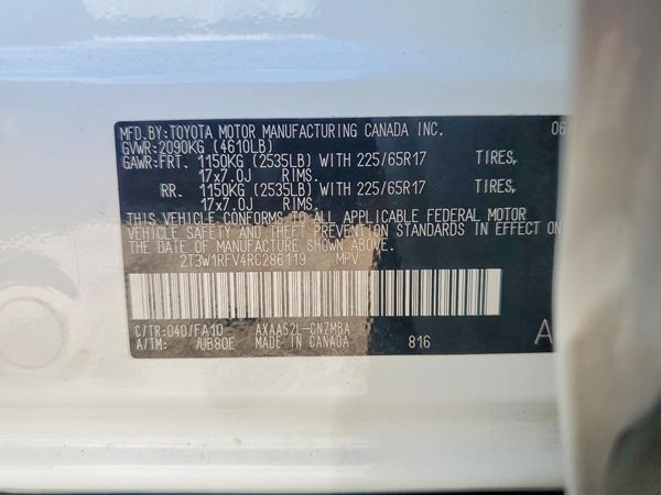 2024 TOYOTA RAV4 XLE