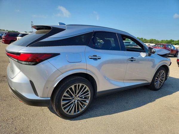 2026 LEXUS RX 450H+
