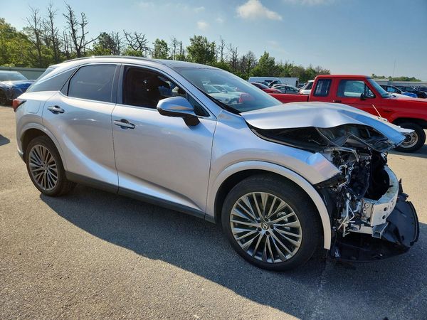 2026 LEXUS RX 450H+