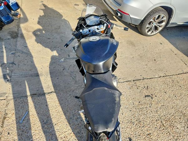 2024 APRILIA RS