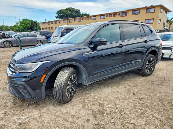 2022 VOLKSWAGEN TIGUAN S