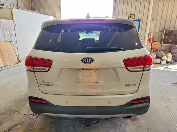 2016 KIA SORENTO