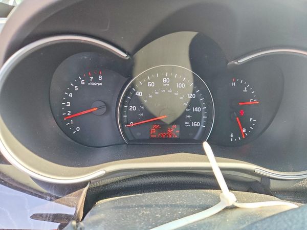 2015 KIA SORENTO GL