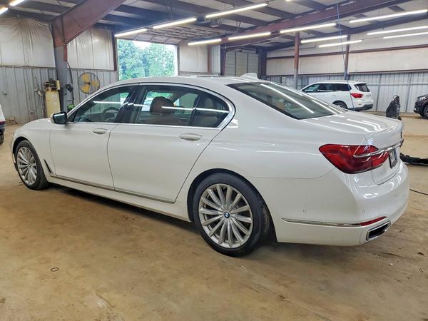 2018 BMW 740