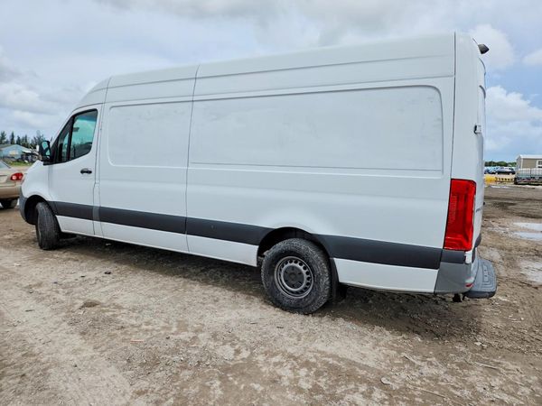 2022 MERCEDES-BENZ SPRINTER 907 (VS30)