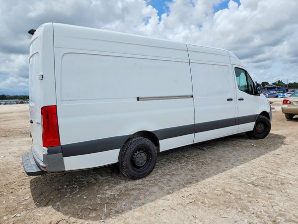 2022 MERCEDES-BENZ SPRINTER 907 (VS30)