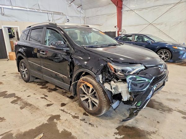 2018 TOYOTA RAV4 Adventure/XLE
