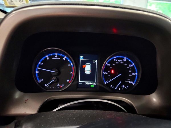 2018 TOYOTA RAV4 Adventure/XLE