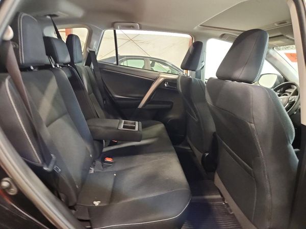 2018 TOYOTA RAV4 Adventure/XLE
