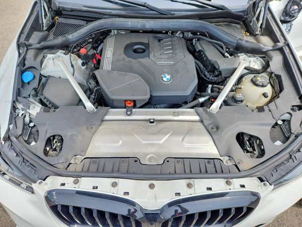 2024 BMW X3 xDrive30i — Engine bay