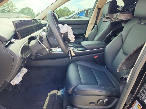 2026 GENESIS GV70 2.5T, 2.5T Select