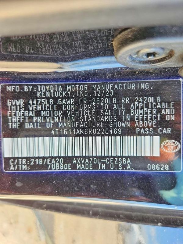 2024 TOYOTA CAMRY SE