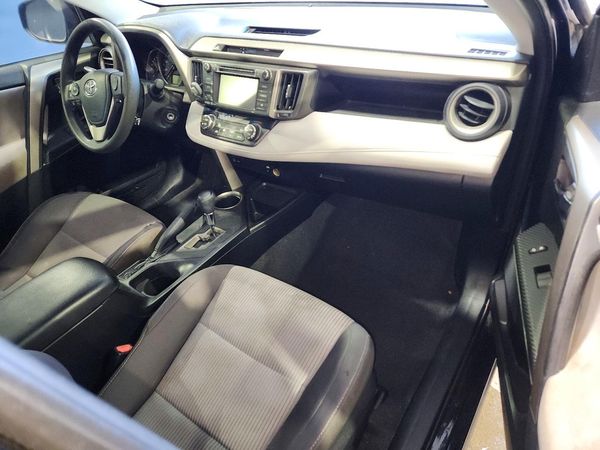 2015 TOYOTA RAV4 XLE (M Grade) — CKPT