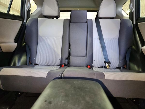 2015 TOYOTA RAV4 XLE (M Grade) — SUVN