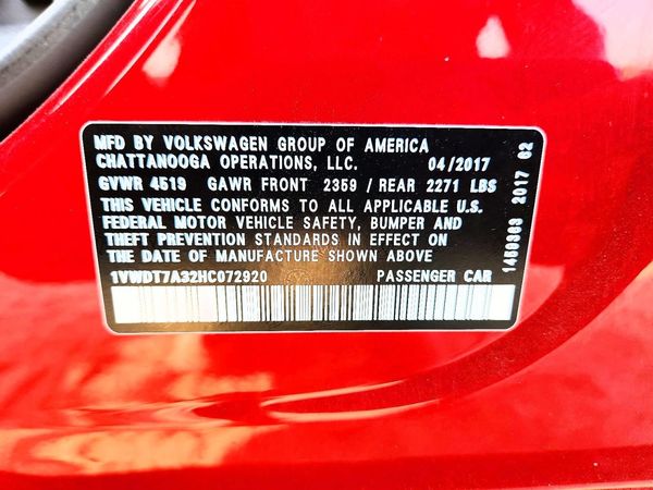 2017 VOLKSWAGEN PASSAT