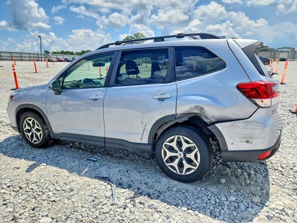 2019 SUBARU FORESTER