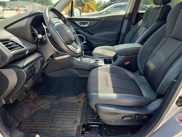 2019 SUBARU FORESTER