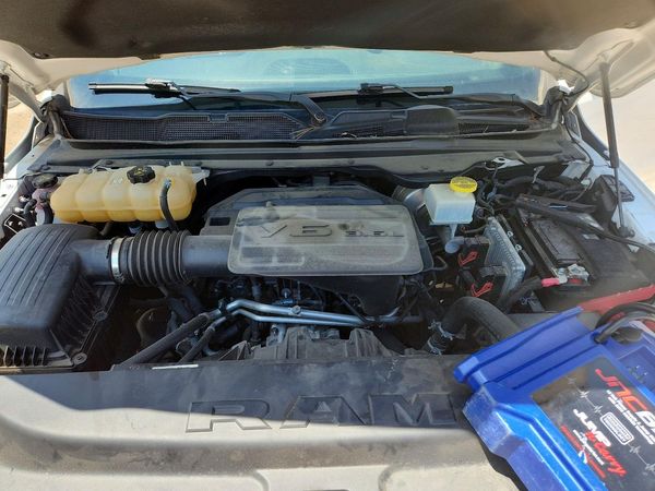 2021 RAM 1500 Big Horn, Lonestar — Engine bay