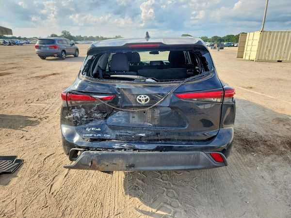 2022 TOYOTA HIGHLANDER L