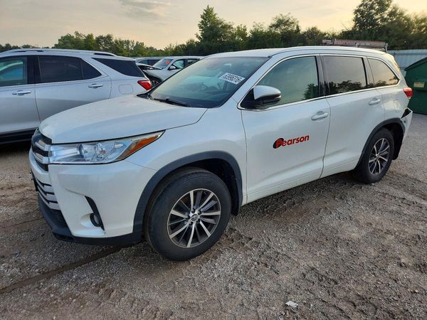 2017 TOYOTA HIGHLANDER
