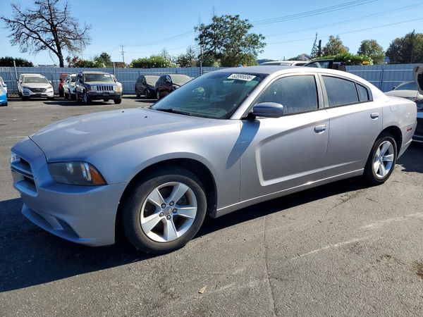 2014 DODGE CHARGER SE