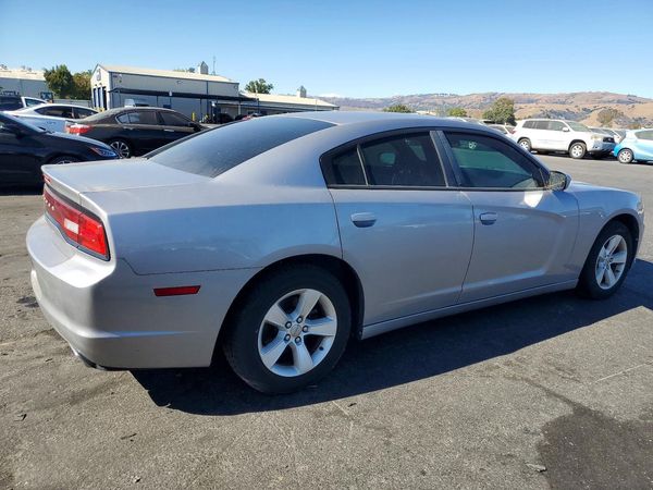 2014 DODGE CHARGER SE