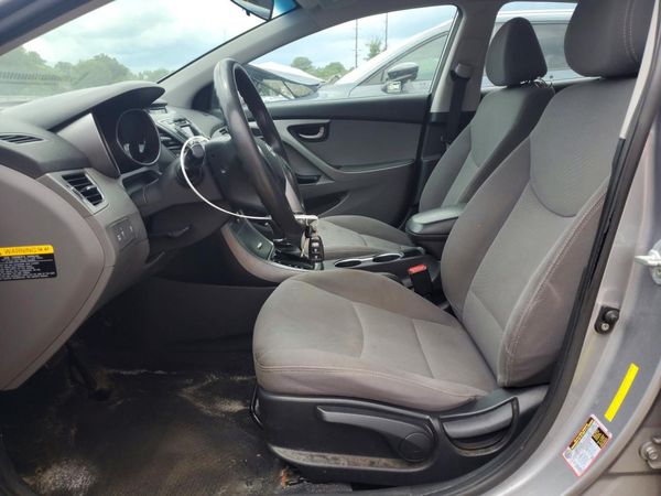 2014 HYUNDAI ELANTRA GLS (Middle)