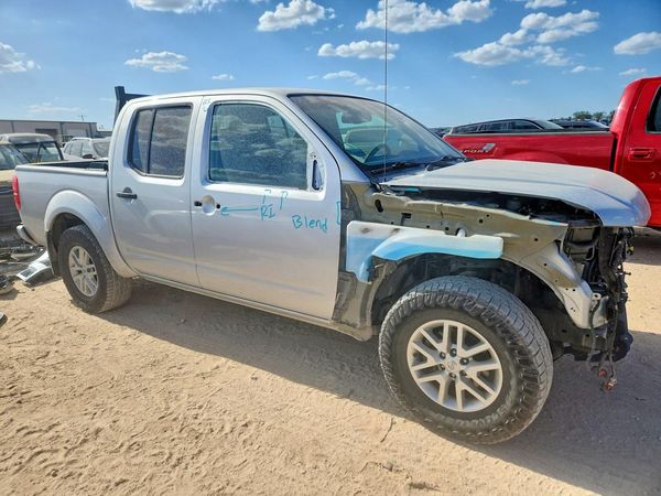 2019 NISSAN FRONTIER