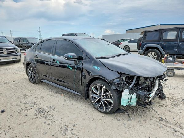 2022 TOYOTA COROLLA SE
