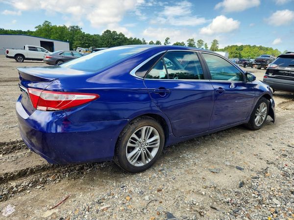 2016 TOYOTA CAMRY
