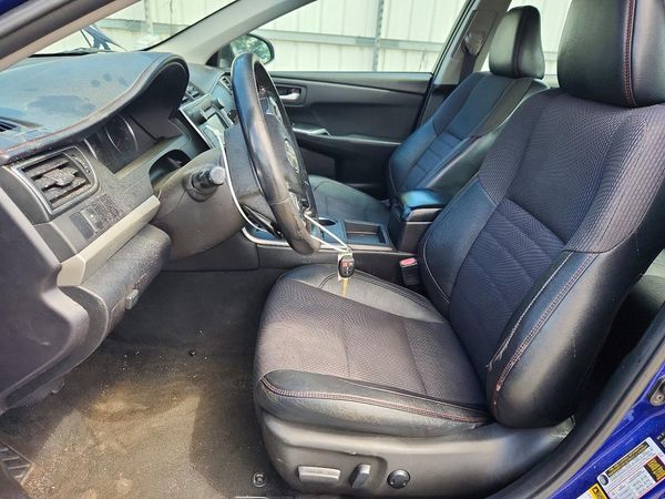 2016 TOYOTA CAMRY