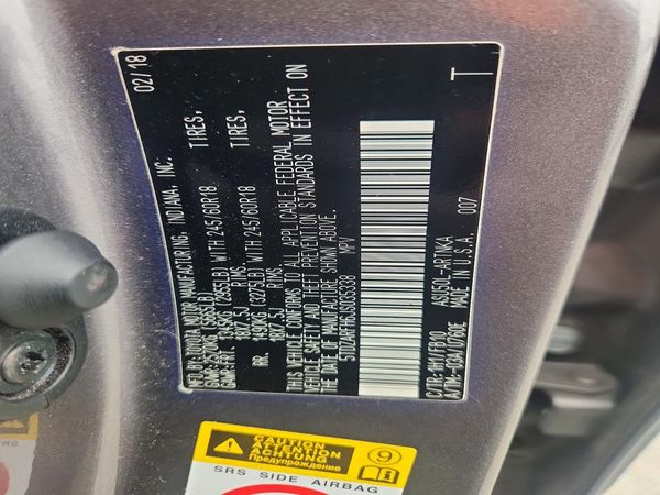 2018 TOYOTA HIGHLANDER LE