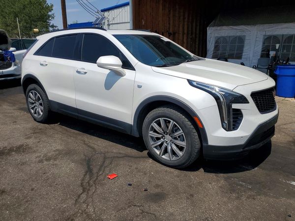 2020 CADILLAC XT4