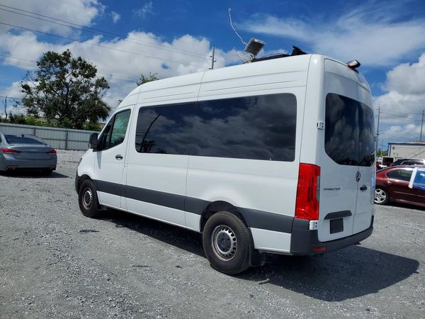 2025 MERCEDES-BENZ SPRINTER