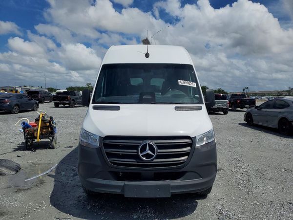 2025 MERCEDES-BENZ SPRINTER