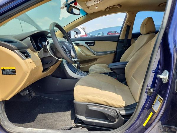 2013 HYUNDAI ELANTRA