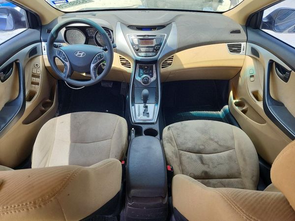 2013 HYUNDAI ELANTRA
