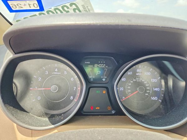 2013 HYUNDAI ELANTRA
