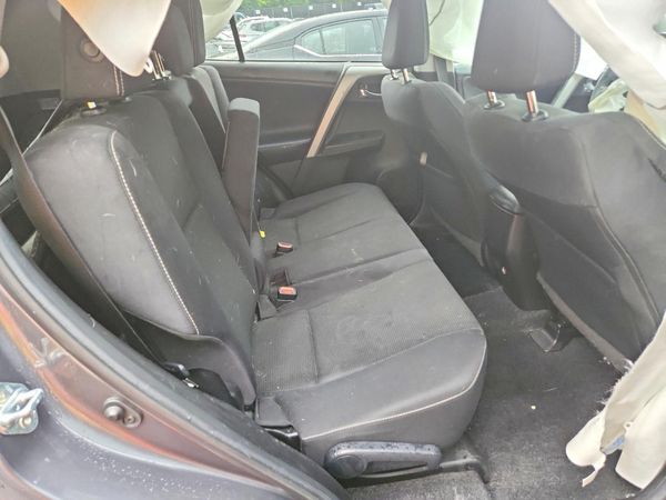 2018 TOYOTA RAV4 Adventure/XLE