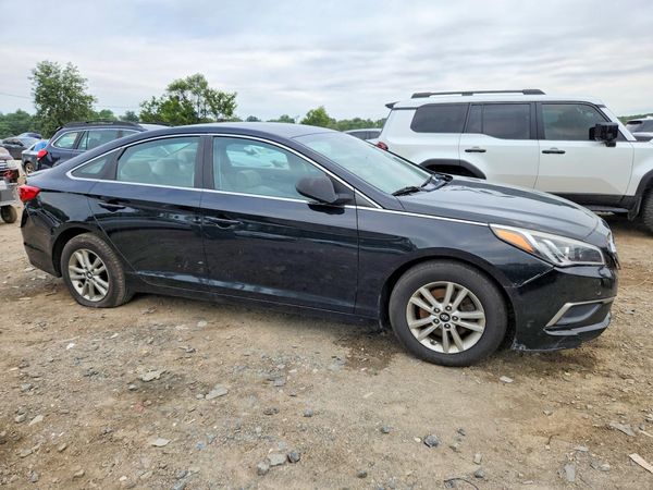 2017 HYUNDAI SONATA SE, Eco — Passenger 3/4